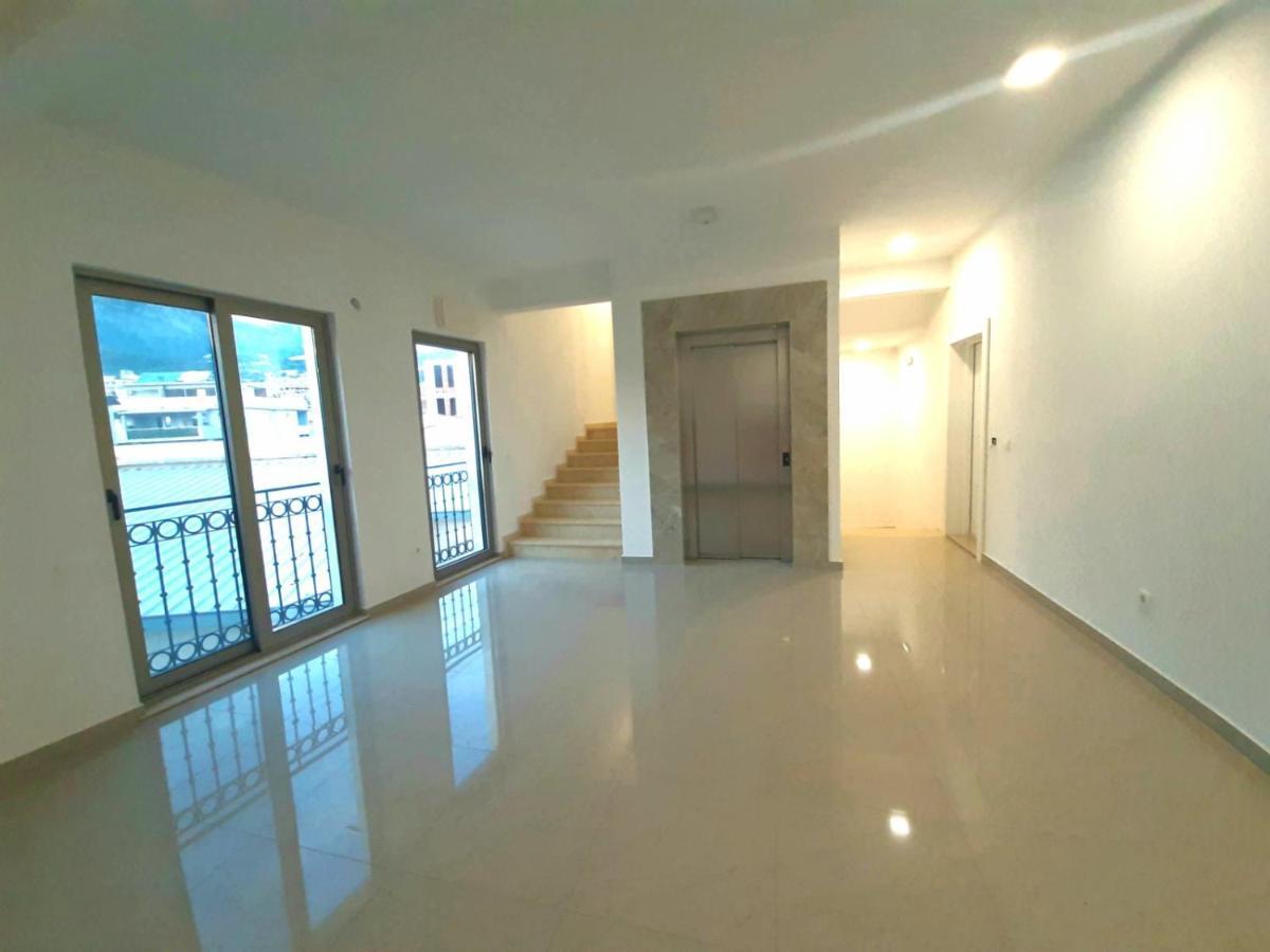 Apolon Apart Šušanj Extérieur photo