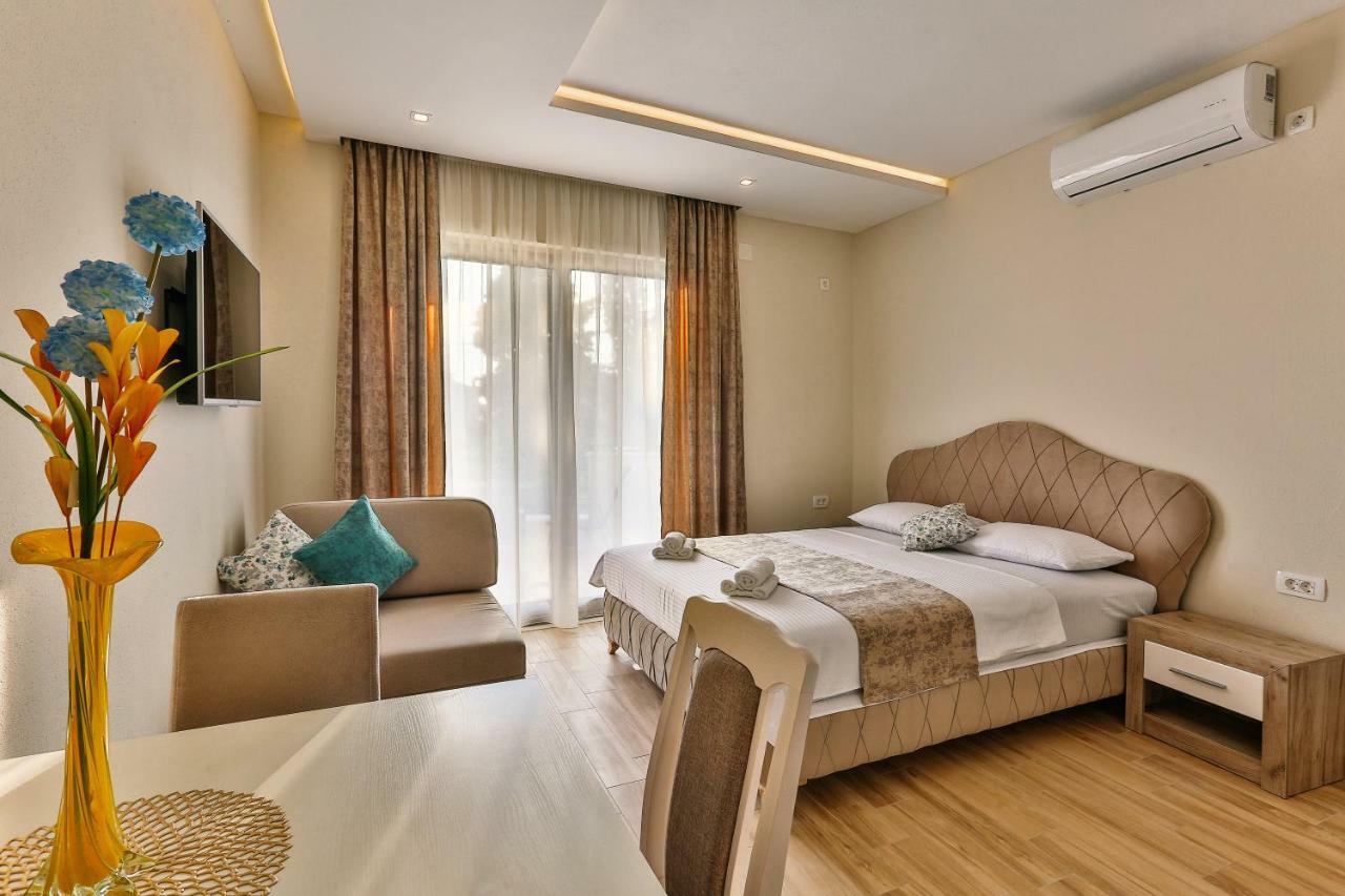 Apolon Apart Šušanj Extérieur photo