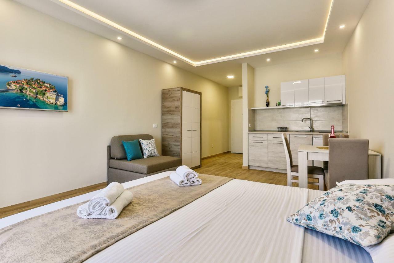 Apolon Apart Šušanj Extérieur photo